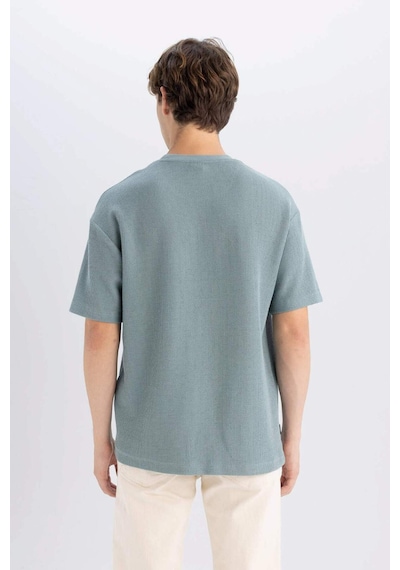 DeFacto Boxy Fit Bisiklet Yaka Kısa Kollu Basic Düz Tişört C8724AX24AUGN1175