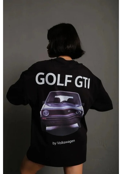 Butik İstanbul Oversize Baskılı Tişört Golf Gtı Retro Araba Desenli, Ön - Arka Dijital Baskı, Sokak Modası Stil - Siyah Butik İstanbul Oversize Baskılı Tişört Golf Gtı Retro Araba Desenli, Ön - Arka Dijital Baskı, Sokak Modası Stil - Siyah