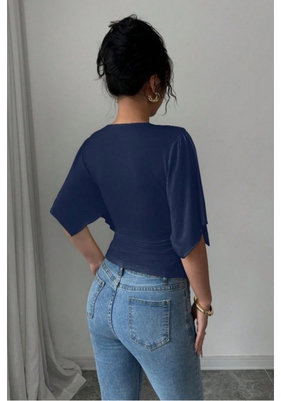 Kadın Kruvaze Yaka Yarasa Kol Likralı Şık T-shirt Lacivert