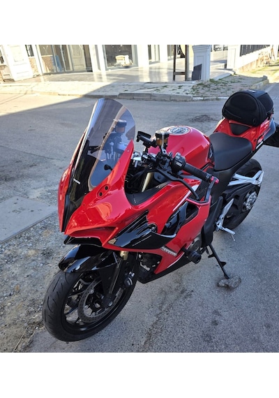 Motocam Qj Srk 25 R Ön Cam 2023-2026 Model 42cm Füme Renkli 4mm