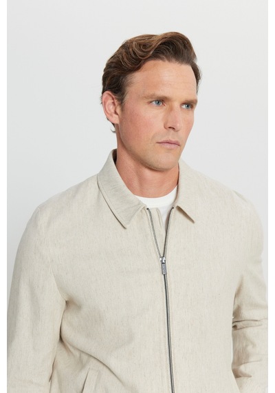AC&Co / Altınyıldız Classics Erkek Bej Keten Standart Fit Normal Kesim Gömlek Yaka Bomber Ceket Mont Bej AC&Co / Altınyıldız Classics Erkek Bej Keten Standart Fit Normal Kesim Gömlek Yaka Bomber Ceket Mont Bej