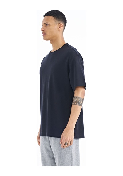Tommylife Tommy Life Lacivert Kol Arma Detaylı Basic Oversize Erkek T-shirt - 88193 Lacivert