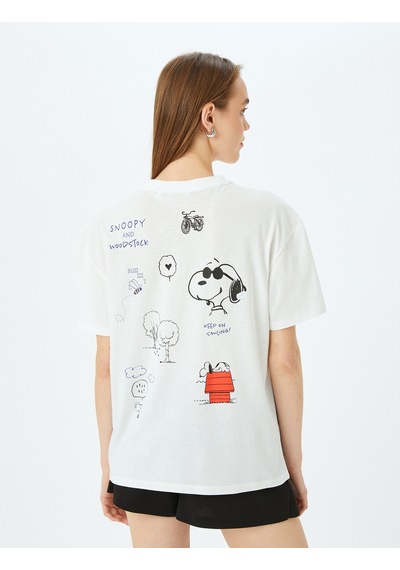 Koton Snoopy Baskılı Lisanslı Bisiklet Yaka Kısa Kollu Oversize Tişört Ekru 5sal10141ık Ekru Koton Snoopy Baskılı Lisanslı Bisiklet Yaka Kısa Kollu Oversize Tişört Ekru 5sal10141ık Ekru