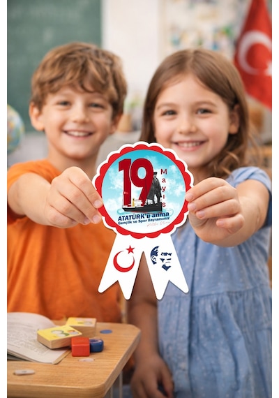 19 Mayıs Özel Yaka Sticker Kokart Atatürk Temalı Yapışkanlı Rozet 25 Adet Set, Okul Etkinlik Çok Renkli
