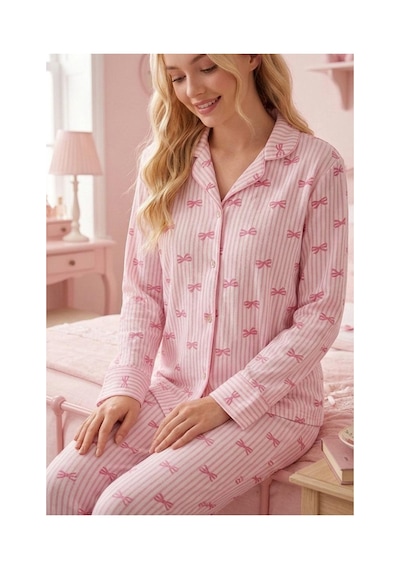 Fit Women Pembe Çizgili Kurdele Desenli Bürümçük Kumaş Uzun Kollu Pijama Takımı 6069 Fit Women Pembe Çizgili Kurdele Desenli Bürümçük Kumaş Uzun Kollu Pijama Takımı 6069