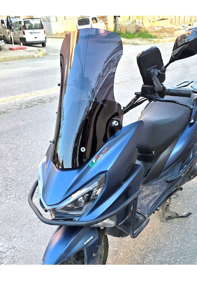 Motocam Küba Newlight 50 Pro Ön Cam 2023-2026 Model 58cm Siyah Renkli 4mm  Boylu