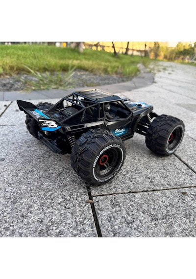 Oyuncak Uzaktan Kumandalı Metal Gövde 50 Km Hız Yapan 4x4 Off-road Arazi Aracı Şarjlı 1400 Mah Mavi