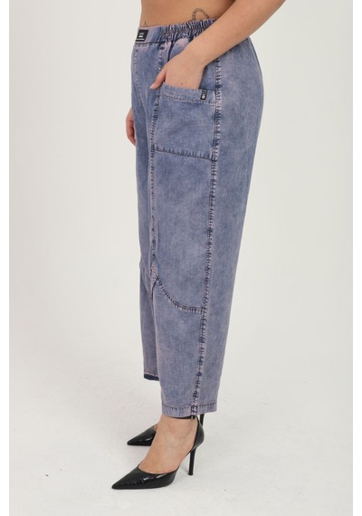 Zanessi Büyük Beden Beli Lastikli Ön Cepli Dikiş Detaylı Tensel Kumaş Dökümlü Denim Kadın Pantolon Bordo Zanessi Büyük Beden Beli Lastikli Ön Cepli Dikiş Detaylı Tensel Kumaş Dökümlü Denim Kadın Pantolon Bordo