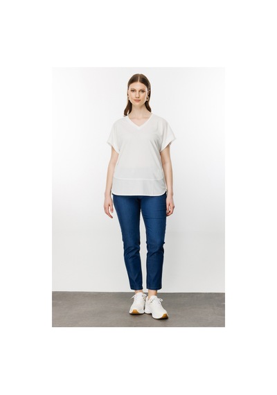 On Kadın Büyük Beden V Yaka Parçalı T-shirt 71476 Ekru