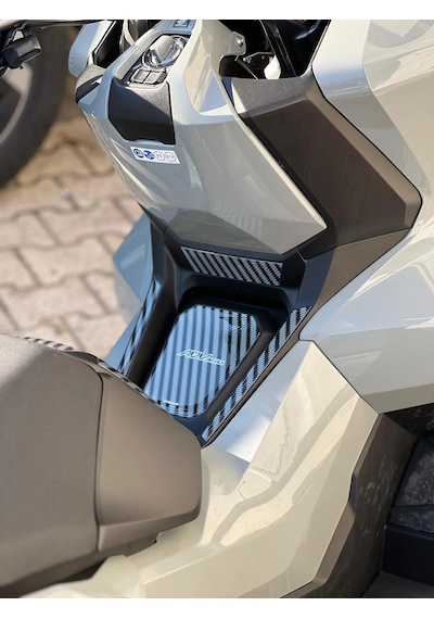 Honda Adv 350 2023-2025 Uyumlu Deeb Tank Pad Set Kırmızı