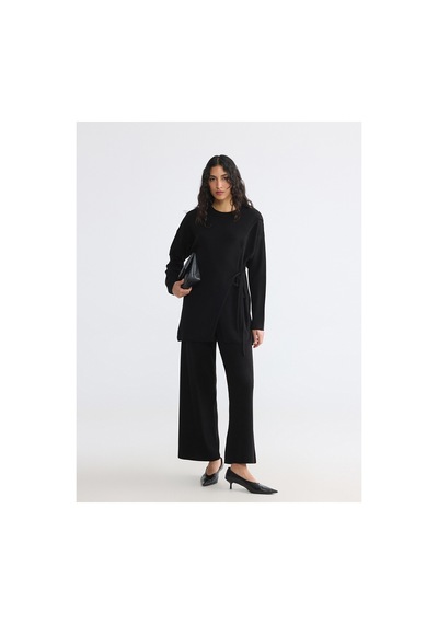 LC Waikiki Alıta Cıty Farkıyla Lcw Modest Siyah Triko Düz Loose & Bol Kadın Tunik Siyah - 931123284 Siyah LC Waikiki Alıta Cıty Farkıyla Lcw Modest Siyah Triko Düz Loose & Bol Kadın Tunik Siyah - 931123284 Siyah