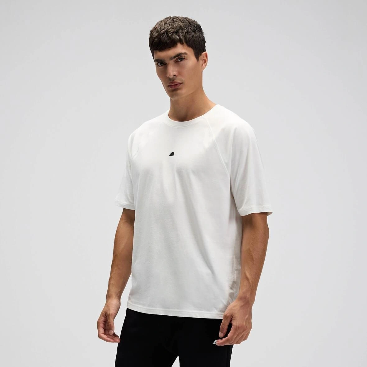 Ellesse Em557-of Erkek Basic T-shirt - Kırık Beyaz Kırık Beyaz