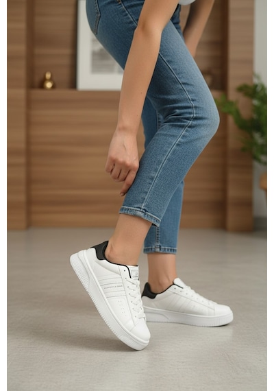 Enoch Kadın Düz Tabanlı Hafif Sneaker Yürüyüş Ayakkabısı Beyaz Siyah