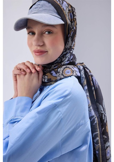 Silk Home Viskon Mayda Şal Siyah Zeminli Çok Renkli Desenli Yumuşak Dokulu 190x70