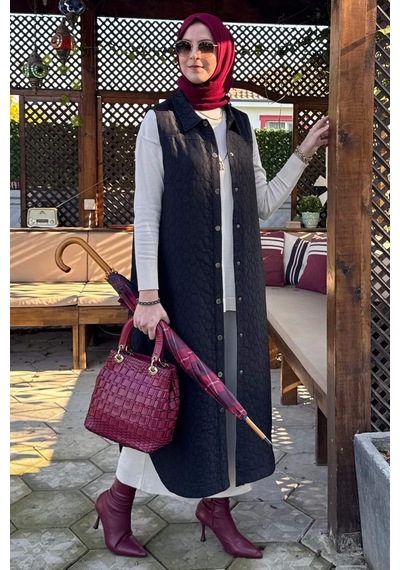 Rabia Şamlı Safir Kapitone Yelek Siyah Normal