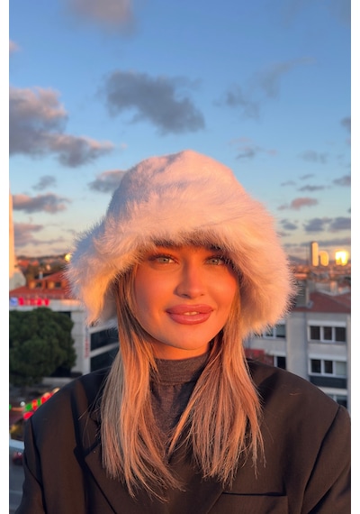 Mollycrush Suni Kürklü Peluş Bucket Kalpak Şapka Luxury Kadın Beyaz Rus Slav Tarzı Beyaz