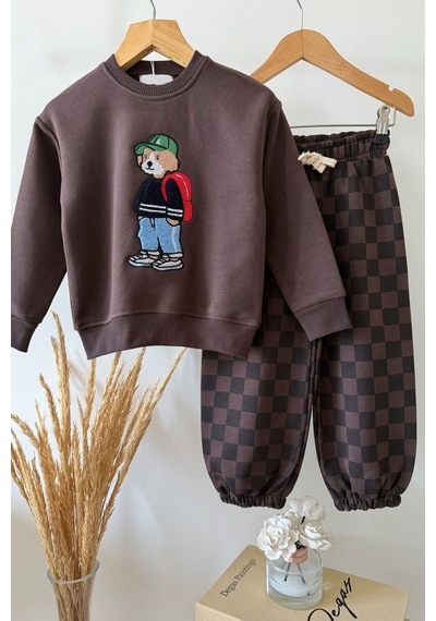 Monila Erkek Çocuk Kahverengi Ayıcık Baskılı Pamuklu 3 İplik Kumaş Sweatshirt Ve Damalı Eşofman Altüst Takım Monila Erkek Çocuk Kahverengi Ayıcık Baskılı Pamuklu 3 İplik Kumaş Sweatshirt Ve Damalı Eşofman Altüst Takım