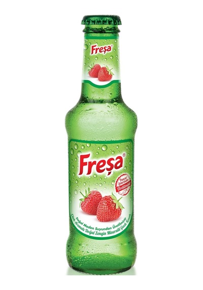 Freşa Çilek Aromalı Doğal Zengin Mineralli Gazlı İçecek 4'lü 6 x 200 ML