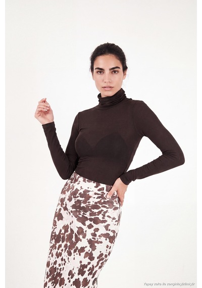 Lela Dar Kalıp Balıkçı Yaka İnce Bluz Kadın Bluz 5866880 Kahve