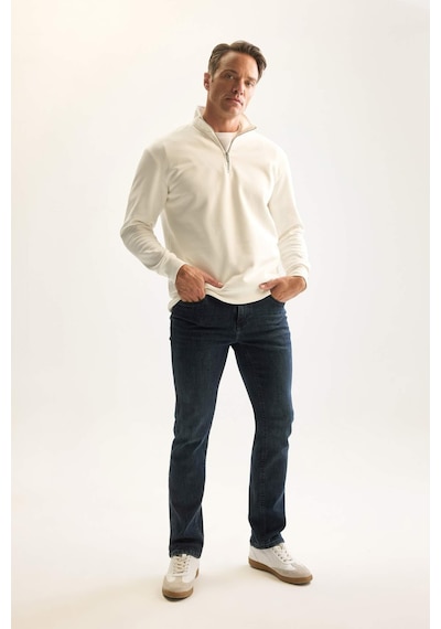 DeFacto 3 İplik Pamuklu Şardonlu İçi Polarlı Comfort Regular Fit Rahat Kalıp Dik Yaka Fermuarlı Kalın Sweatshirt D9067AXNSWT32 DeFacto 3 İplik Pamuklu Şardonlu İçi Polarlı Comfort Regular Fit Rahat Kalıp Dik Yaka Fermuarlı Kalın Sweatshirt D9067AXNSWT32