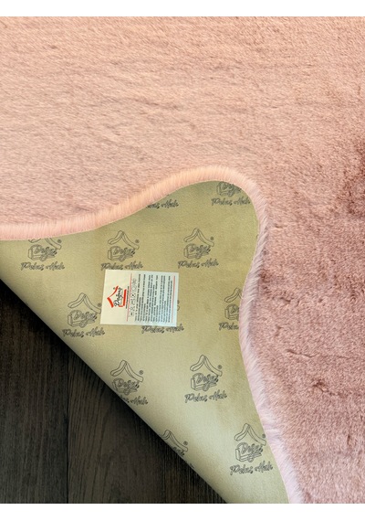 Ultra Soft Pembe Yumuşak Dokulu Peluş Halı Asimetrik