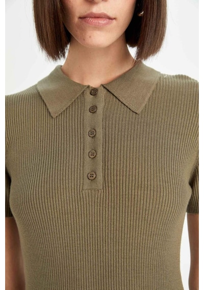 DeFacto Fitted Vücuda Oturan Polo Yaka Basic Düz Kısa Kollu Mini Triko Elbise D8718AX24AUKH260