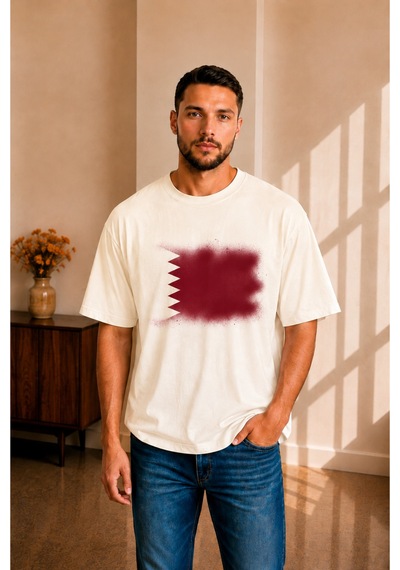 Sngl Tekstil Erkek Oversize Katar Bayrak Baskılı Kısa Kollu Tişört S M L Xl 2xl Ekru