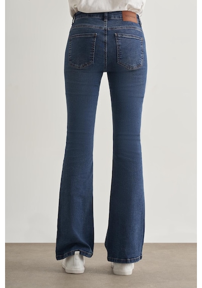 Mizalle Skinny Fit Flare Paça Koyu Mavi Denim Pantolon Mavi