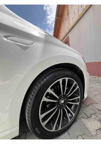 Fiat Tasarım Damla Sticker Siyah Fiat Jant Göbeği 5.5cm Uyumlu