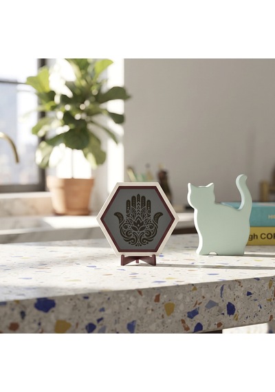 Sanatsal Hamsa Motifli Masaüstü Dekoru, Yaşam Alanlarınızda Modern Bir Atmosfer Yaratan Şık Tasarım 10x10 Cm, Kül Gri