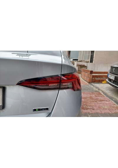 Skoda Octavia Stop Çerçeve Sticker-Kolay Uygulama-Uzun Ömürlü