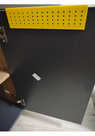 Çekmece Dolap Kapağı Kulp Delme Şablonu Delme Aparatı 18mm Sarı