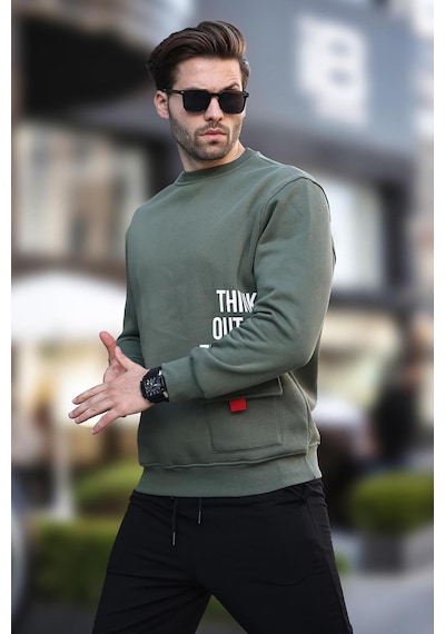 Madmext Haki Bisiklet Yaka Şardonlu Cep Detaylı Baskılı Erkek Sweatshirt 7061 Haki