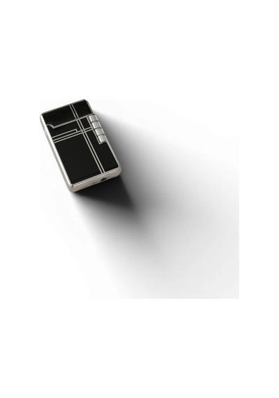 Gümüş Renk Çerçeveli Geometrik Çizgili Siyah Mat Metal Çakmak - Modern Stil