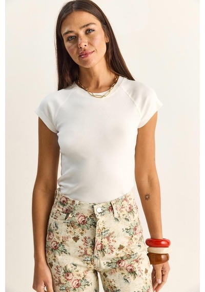 Shade Kadın Pamuklu Kısa Kollu Ranglan T-shirt 1091 60286102 - Beyaz