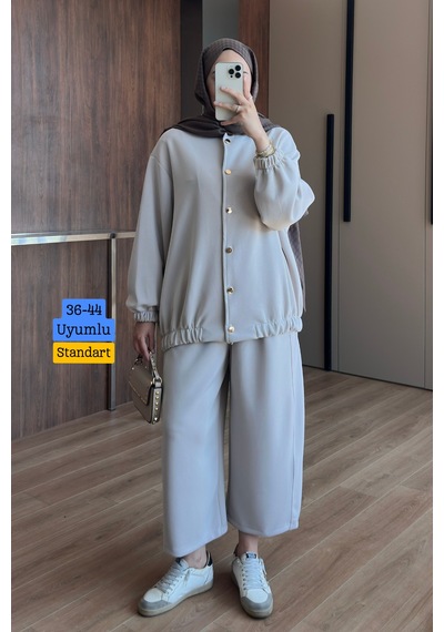 Balenbi Kadın Cupra Modal Bomber Ceketli Bol Paça Pantolonlu Tesettür Takım 3843 - Premium Seri Bej Balenbi Kadın Cupra Modal Bomber Ceketli Bol Paça Pantolonlu Tesettür Takım 3843 - Premium Seri Bej