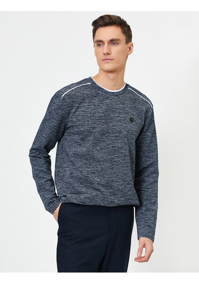 Koton Bisiklet Yaka Logo Detaylı Omzu Çizgili Slim Fit Kazak Lacivert 0yam91584gk