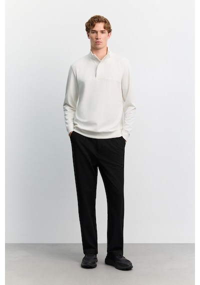 Avva Erkek Ekru Dik Yaka Fermuarlı Kolay Ütülenen Pamuklu Regular Fit Sweatshirt A62y1222