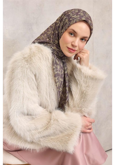 Silk Home Pamuk Polyester Soft Eşarp Soluk Mor Çiçek Desenli Kaymaz Dokulu 90x90 Çok Renkli