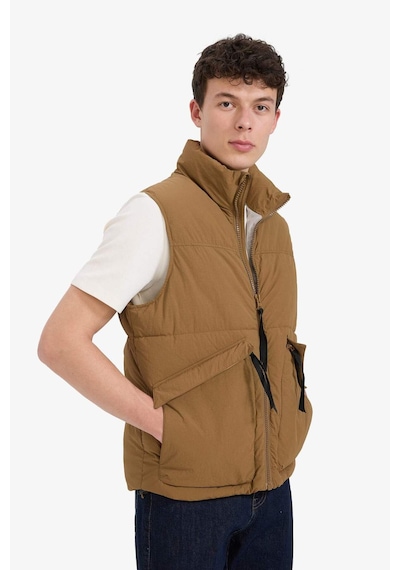 Defacto Regular Fit Fermuarlı Cepli Şişme Yelek E8291AX25AU Kahve