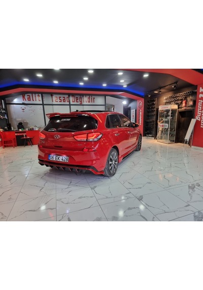 Hyundai İ30 ( 2017...) Arka Tampon Eki-----fibersan Tuning