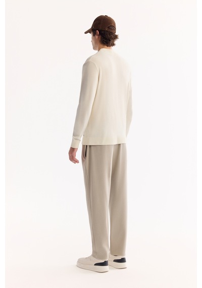 Avva Erkek Ekru Bisiklet Yaka Soft Touch Dokulu Triko Regular Fit Kazak A52y5028