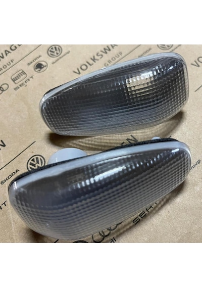 Volkswagen Volt Sağ Sol Çamurluk Yan Sinyali Lambası 2D0949101B