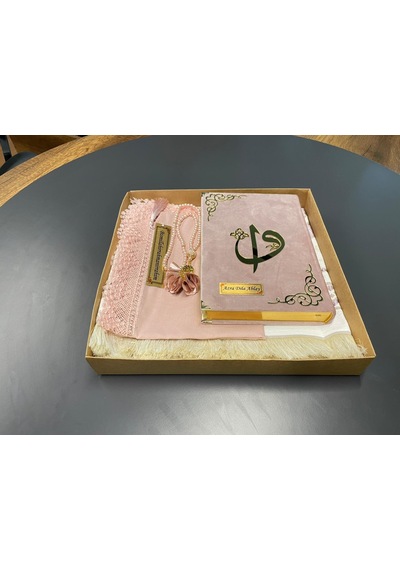 İsme Özel Hediye Kuranı Kerim Seti Örtü Tespih Seccade Pembe