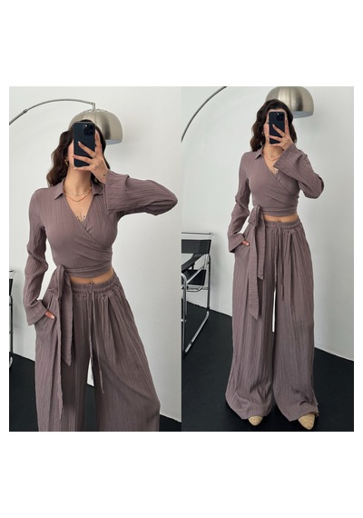 Fashion Cocktail Asimetrik Cepli Lastikli Pantolon Yan Bağlamalı Kollu Crop Yazlık Tatil Dokulu Gofre Kumaşlı Kadın Bohem Boho Takım Set Mürdüm Fashion Cocktail Asimetrik Cepli Lastikli Pantolon Yan Bağlamalı Kollu Crop Yazlık Tatil Dokulu Gofre Kumaşlı Kadın Bohem Boho Takım Set Mürdüm