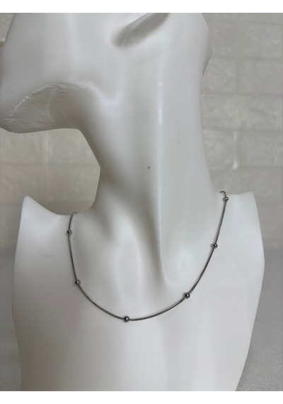 Kadın Gümüş Renk Boncuk Detaylı İnce Zincir Kolye Minimal Şık Gümüş