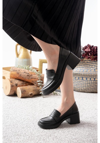 Asmi Shoes Kadın Melina Siyah Cilt 6 Cm Topuklu Loafer Ayakkabı Siyah Siyah