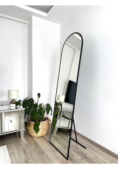 Effe Siyah Metal Çerçeveli Ayaklı Oval Boy Aynası 180x60 Cm