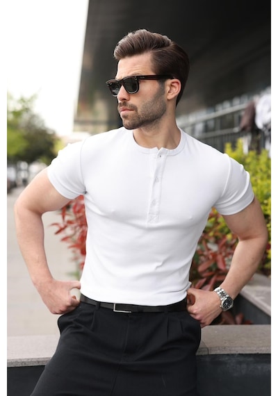 Madmext Beyaz Yarım Düğmeli Slim Fit Erkek Tişört E7186