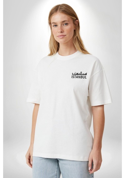 İstanbul Kız Kulesi Türkiye Beyaz Oversize Unisex Ön Ve Sırt Baskılı Tişört Beyaz İstanbul Kız Kulesi Türkiye Beyaz Oversize Unisex Ön Ve Sırt Baskılı Tişört Beyaz